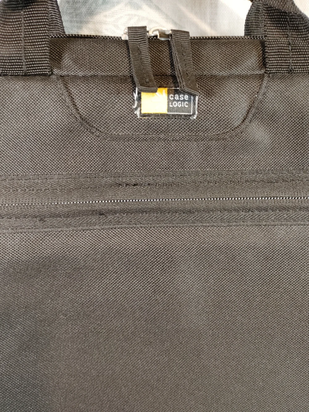 Case Logic Black Laptop/Messenger/Briefcase Bag